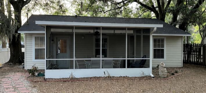 Cozy Cottage in Historic Mount Dora. 3 bedrooms & 2 bathrooms. Hotels in Mount Dora