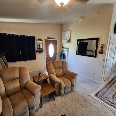 Quiet charming 3-bedroom house in central Cortez with WiFi and central air.
