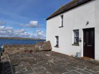 Unique Seaside Cottage in a picturesque village . - Homestays