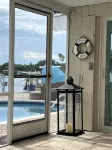 Paradise!Canal-River front heated pool house with Gulf ofMexico access.Remodeled - 3-Star