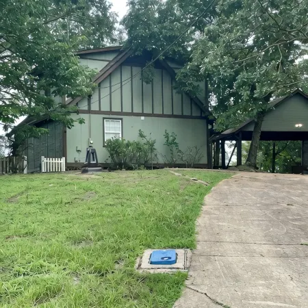 Lakebound and Down! Beautiful waterfront home on Smith Lake
