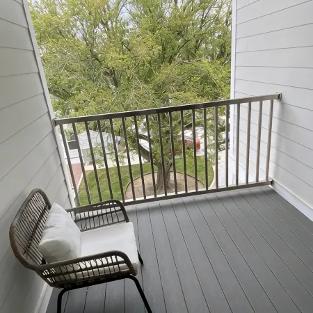 Sandy Beach 2 Bed Apt.