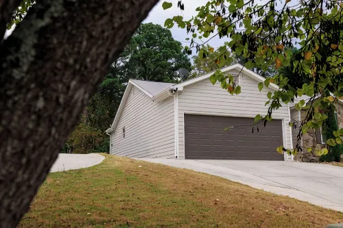 Rear Entry• Basement Suite Bliss•Firepit Nights & Comfort Stay - Holiday bungalows