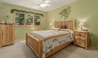 Unwind on the Whitefish Chain of lakes! Beautiful Big Trout Lake Home!