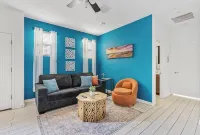 Private Entry Guest Suite by AZ Athletic Grounds - 1 BD + 1 BA - Sleeps 4 - Holiday bungalows