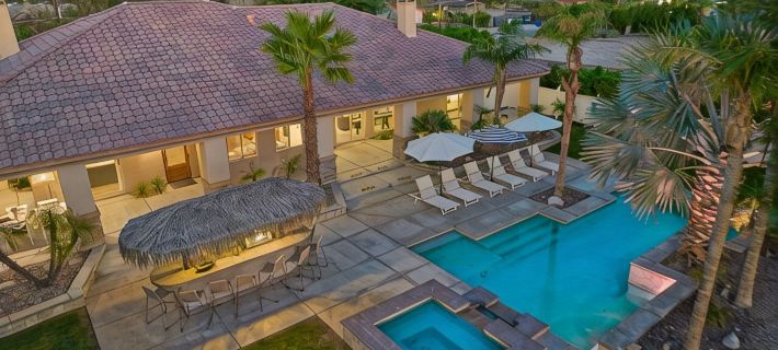 Luxurious 5BR Vacation Rental Indio, Pool Spa 1+ Acre Oasis, Walk to Festivals Ξενοδοχεία στην πόλη Indio
