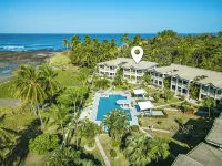 Beachfront Condo w/ Pool - 2BR 2BTH - Homestays