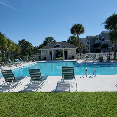 Salty Livin & Golf Retreat. Your Relaxing, Stress Free Vacation Awaits You!!