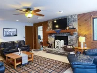 Waterfront & Dock, Walking Distance To Downtown! - Wifi