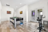 Lakeview Oasis Home with Spa near Lake Lewisville
