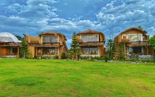 Cirrus Valley Hill Resort