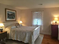 Nantucket Colonial abuts conservation land and bird sanctuary - balcony