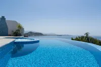 Villa Casa Tomise with private swimming pool and fantastic views - Private Pools