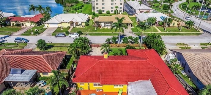 Family-Friendly Home: Heated Pool & Spa: 0.3 Mi Walk to Beach Watch the Rockets! Hotels in Cocoa Beach
