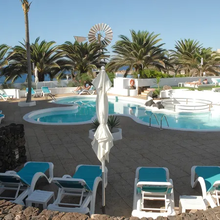 Neptuno Suites – Only Adults