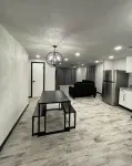 Modern 3 Bedroom 2 Bath Home Centrally Located!