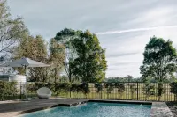 Emma's Cottage Vineyard - Pools