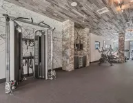 Modern and Lavish apartment - Gym