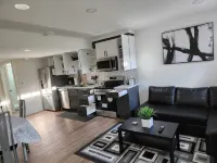 Cozy Super Luxury Legal Suite.20 minutes  to the airport.