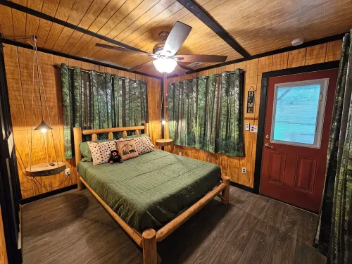 Authentic Cabin 5 Miles to Gsmnp & Cades Cove. Great Views. Easy Roads & Access