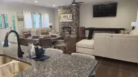 3-bedroom house located near Camdenton. Nestled In Old Kinderhook community. - Homestays