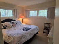Charming 4-bedroom house in enjoyable Bethany West Community, one mile to beach.