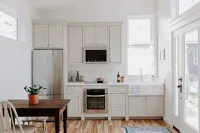 Beautiful, North Boise Guesthouse - Homestays