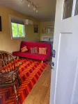 Cozy New Studio  in Charming Mount Vernon, Perfect for You and Your Pup
