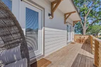 Stay in this Brand-New Luxury Villa! Near Baylor University and Silos!! - Homestays