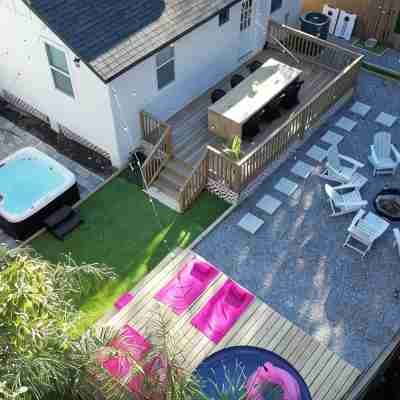 Girls Getaway - Bachelorette - Hot Tub - Pool - Sauna - Photo Room - Fire Pit Hotel Exterior