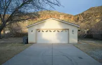 Wanderlust House - Cute & Cozy w/ Big Game Room - 3-Star