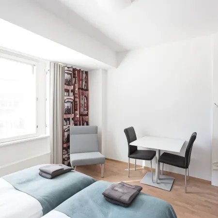 Forenom Aparthotel Helsinki Herttoniemi Отели рядом с достопримечательностью «Торговый центр Itis»