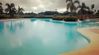 Sotogrande Iloilo Hotel - Rooftop Pools
