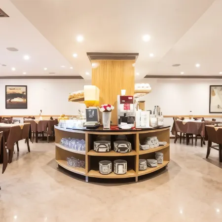 Hotel Almas
