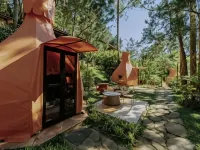 The Lodge Maribaya Hotel di Lembang