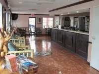 Howard Johnson by Wyndham Ft. Myers FL