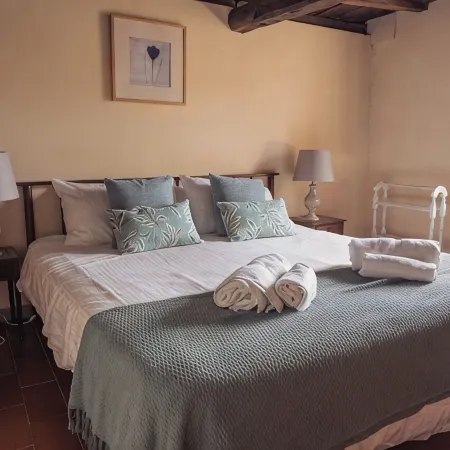 Stunning hilltop Tuscan farmhouse. Private pool with spectacular views. Hotels in Barga
