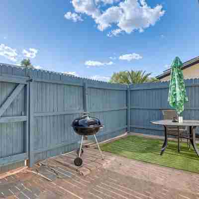 Stylish & Spacious Studio Suite – Minutes from the Strip! Hotel Exterior