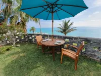 Ocean Front Studio, Kayak available - Swimming, bring own snorkle Euipment - Wifi