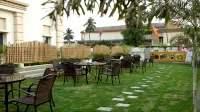 HOTEL SHELTON RAJAHMUNDRY - 2 звезды