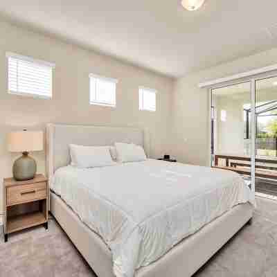 5 Bedroom Resort 5 Bath Pool Home with Spa! 5 Villa by Redawning Rooms