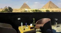 بانوراما فيو بيراميدز - غرفة مطلة على الجبل