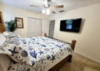 Pet Friendly Cottage Minutes To Pier Park-Frank Brown-Beach! Monthly Rates