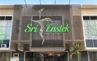 Sri Enstek Hotel KLIA, KLIA 2 & F1 - 2 tähden