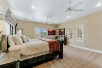 Luxury Retreat With Heated Pool & Hidden Game Room 6 Bedroom Home by RedAwning - balcony