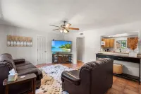 Rio Grande Retreat a 3-bedroom house with Wi-Fi and A/C - Bungalow