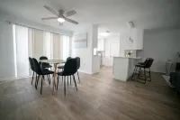 ☀️Casita bonita 🏖 Villa with 4beds/3 bath and HEATED pool 🌴🔥