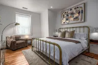 Spacious, Sleek, and Luxurious two-bedroom in Historic Westside of Providence