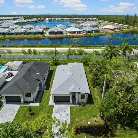 Naples Getaway by Beaches & Pickleball Courts & Botanical Gardens