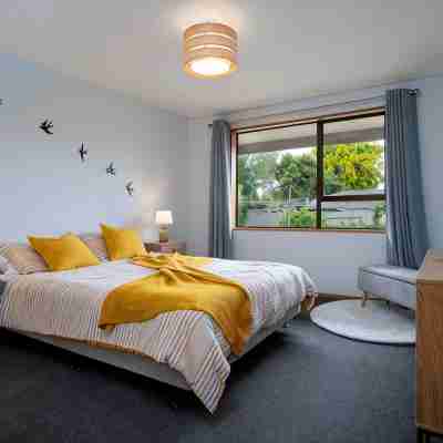 Comfort, Style, Relaxation. Your Home Away from Home Awaits! Rooms